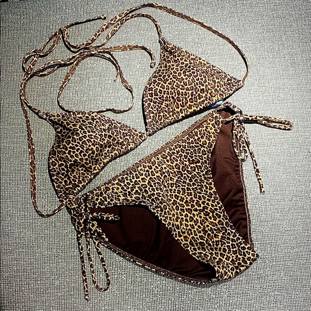 Lotus Bikini